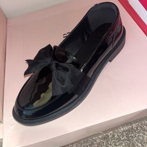 Black Oxfords with bow